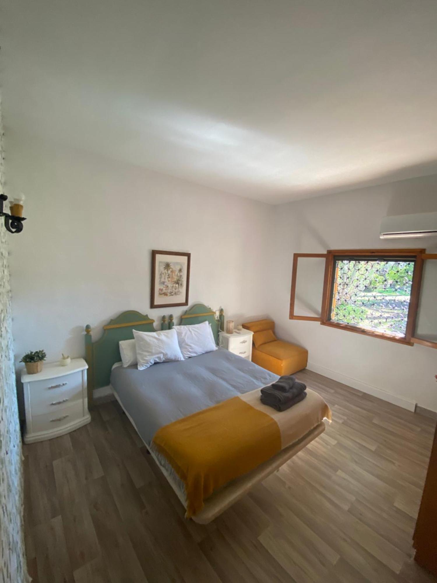 Pink Lemon House Bed and Breakfast Elche Eksteriør billede